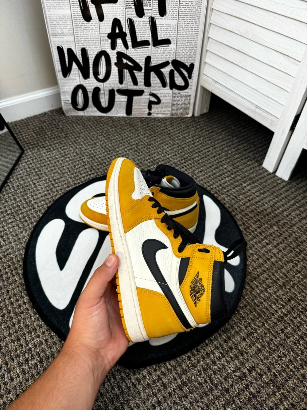 Nike Air Jordan 1 Mid SE Craft Vivid Sulfur Black White Men’s Size 8.5